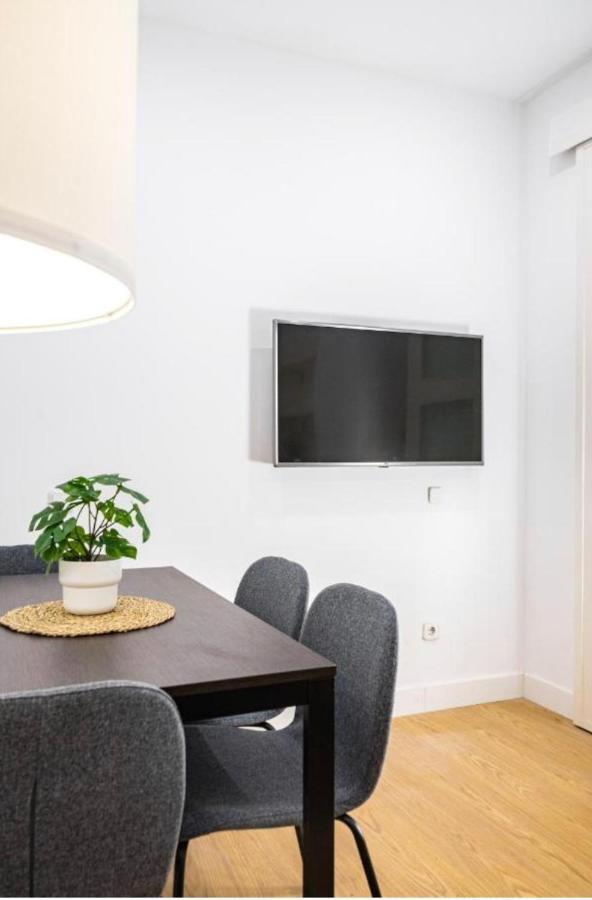 Exyca Cuatro Caminos Apartment Madrid Bagian luar foto